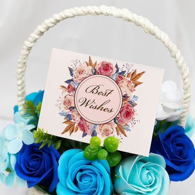 Καλή τιμή. Εκτύπωση μοναδικών καρτών χαιρετισμού σε διάφορα μεγέθη για εκτύπωση σε απευθείας σύνδεση